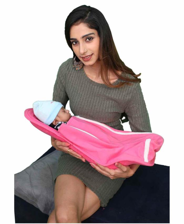 2-in-1 HOOPA Hooded Feeding Pillow Rani | Feeding Pillow with Cover | Nursing pad with Baby Cover | Hoopa | Baby Carrier