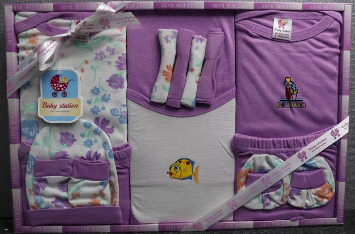 Baby Station Gift Set for New Born Unisex- 13 Pieces (PURPLE)
