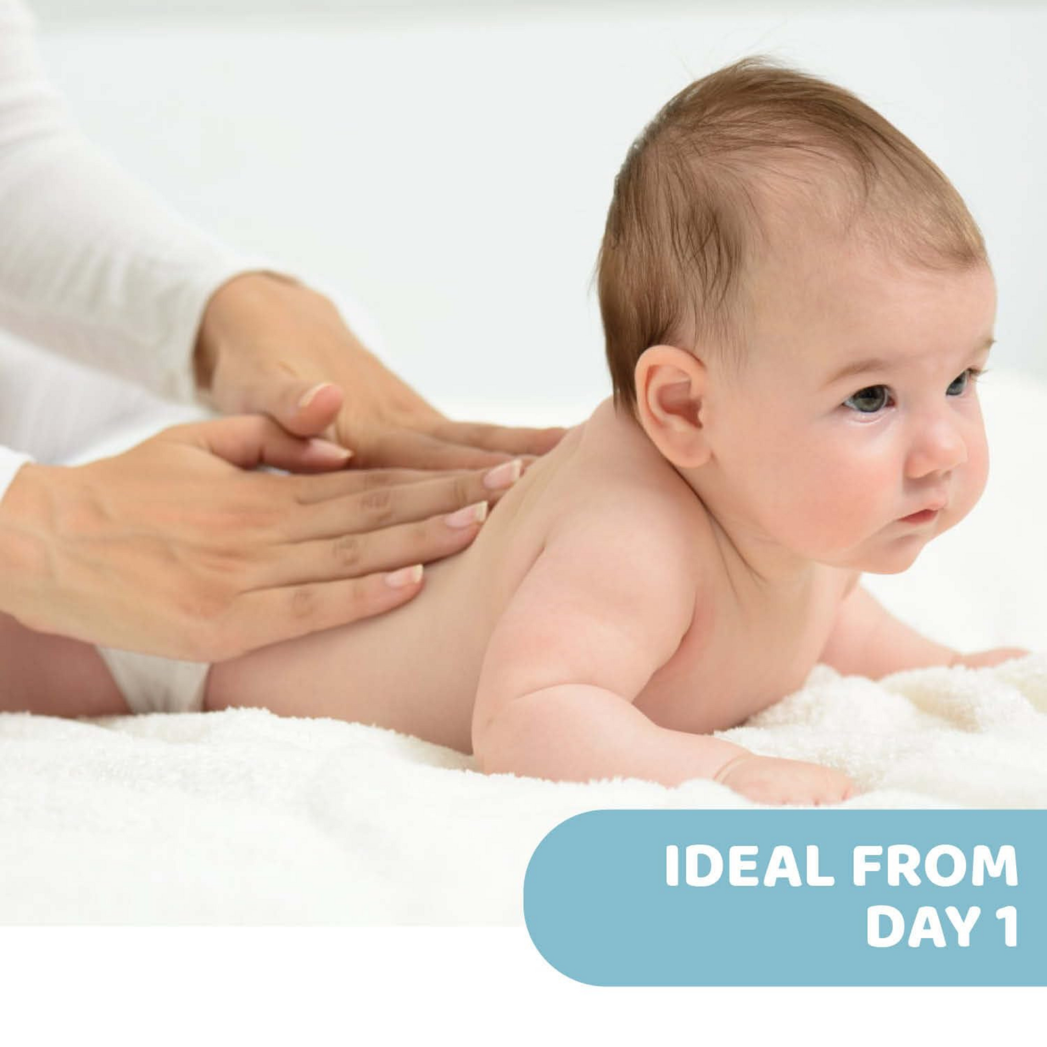 Chicco Natural Sensation Baby Massage Oil with Sweet Almond Oil & Oats Extract, 100 ml | Deeply Moisturises Skin | Ideal for Babies and Moms | Dermatologically Tested on Sensitive Skin