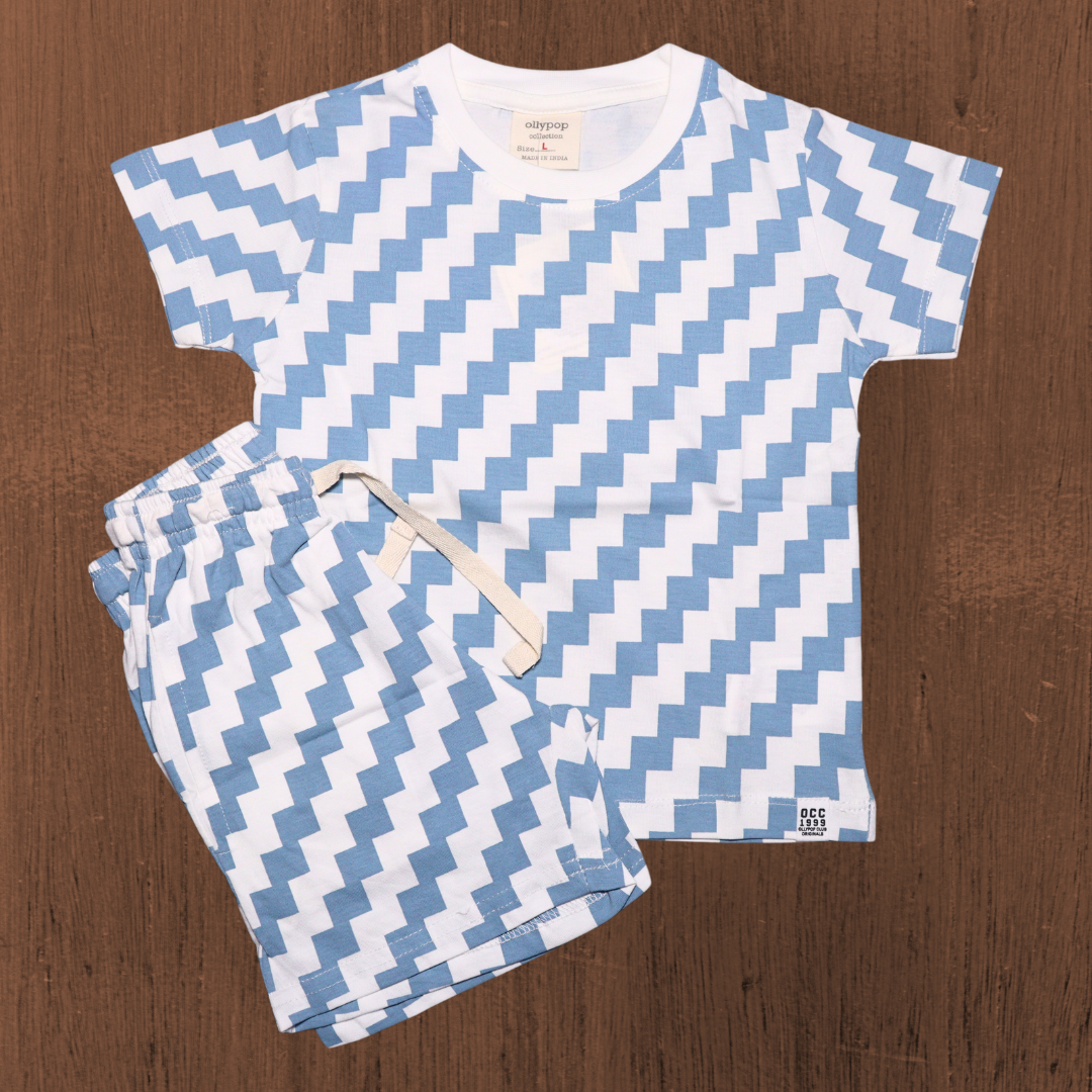 Ollypop Pure Cotton Knit Half Sleeves With Round Neck T-Shirt & Shorts Set with Chevron Print - Light Blue & White - Light Pink & White color