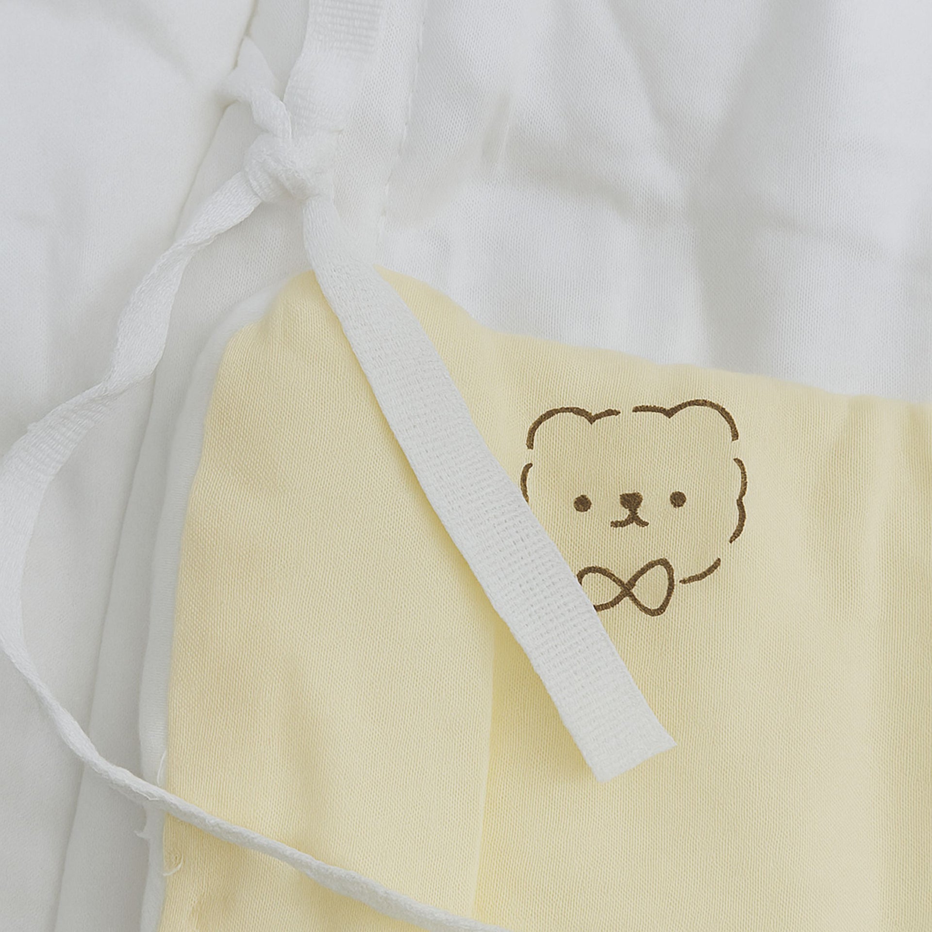 Smile Baby Soft Baby Sleeping Bag with Hood – Cozy Wrap for Newborns & Infants (0–6 Months) | Available in Yellow & Pink Colors