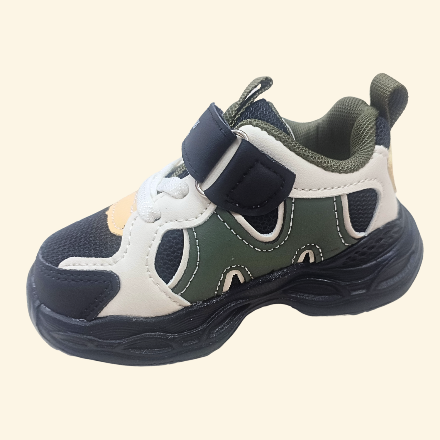 Smile Baby Boys Green & Black LED Light-Up Sneakers – Mesh & PU Sports Shoes with Hook & Loop Strap (18 Months – 4.5 Years)