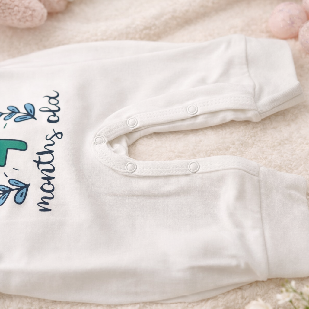 BEN BENNY Baby Romper – “I Am 4 Months Old” Cute Printed Cotton Onesie, Long Sleeve, Soft & Comfortable – Size M