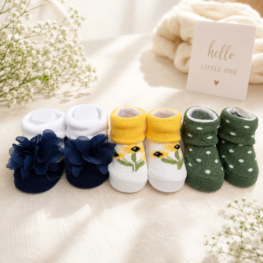 Smile Baby Newborn Baby Socks Set of 3 Pairs (0-9 Months) | Soft Cotton Anti-Slip Infant Socks | Flower, Floral & Heart Design Socks for Baby Girls