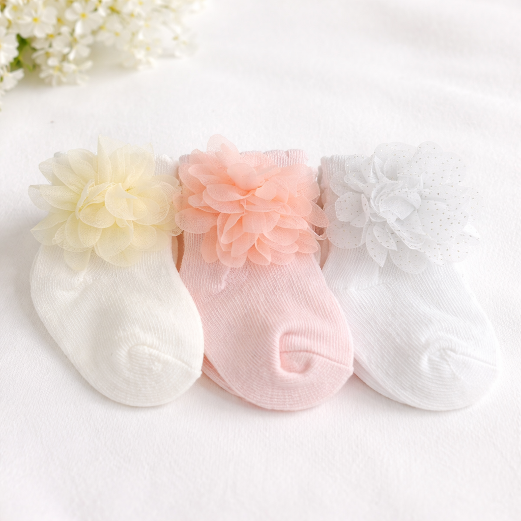 Baby Girl Flower Ankle Socks – Soft Cotton Blend Ruffle Socks for Newborn & Infant (Pack of 3 – White, Peach & Cream)