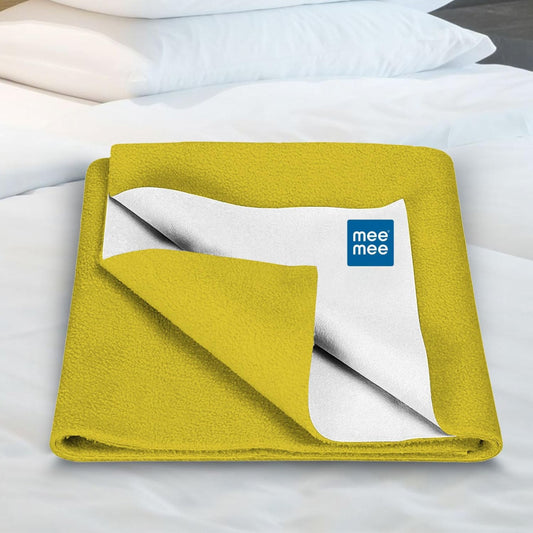 Mee Mee Reusable Water Proof Cotton Bed Protector Sheet/Extra Absorbent Mat/Dry Sheets/Urine Sheet/Dry Mat (70CmX100Cm , 50cmX70cm , 140cmX100cm) (S , M , L SIZE, Olive Green)