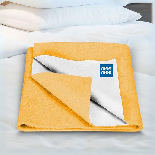 Mee Mee Reusable Water Proof Cotton Bed Protector Sheet/Extra Absorbent Mat/Dry Sheets/Urine Sheet/Dry Mat (70cmX100cm) (M size) ORANGE COLOR