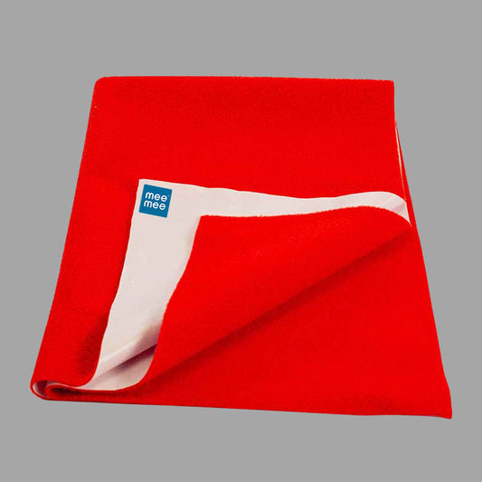 Mee Mee Reusable Water Proof Cotton Bed Protector Sheet/Extra Absorbent Mat/Dry Sheets/Urine Sheet/Dry Mat (50cmX700cm/140cmX100cm) (S/L) red COLOR