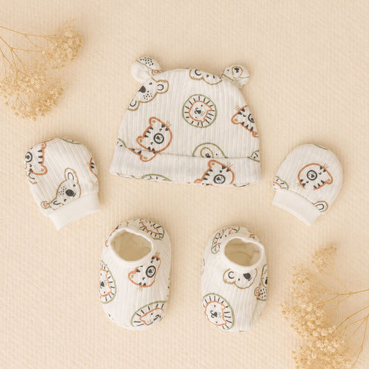 Smile Baby Newborn Baby Gift Set – Soft Cap, Mittens & Booties Set for Infants – Cute Animal Print Baby Essentials Kit