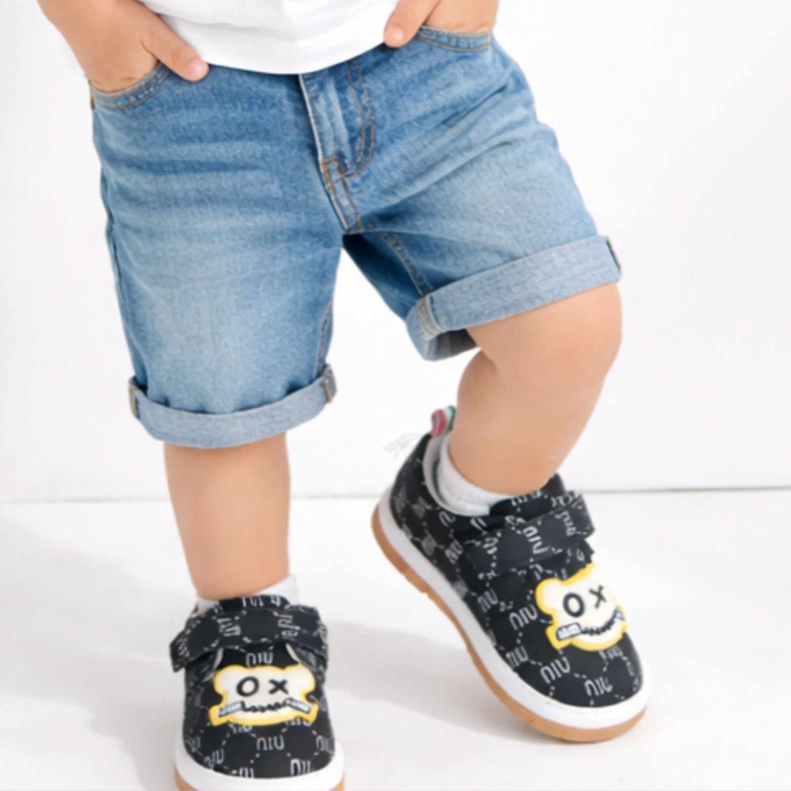 Smile Baby Chu Chu Sandals for Boys (0–18 Months) – Cute Cartoon Design Soft Baby Shoes (White & Black)
