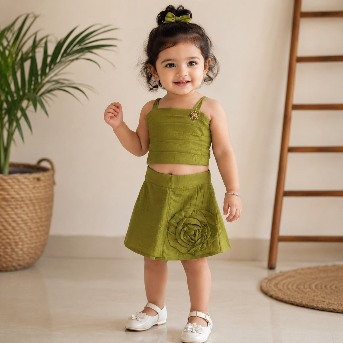ROXY girls N.Green top and skirt set with pleated top and flower detail