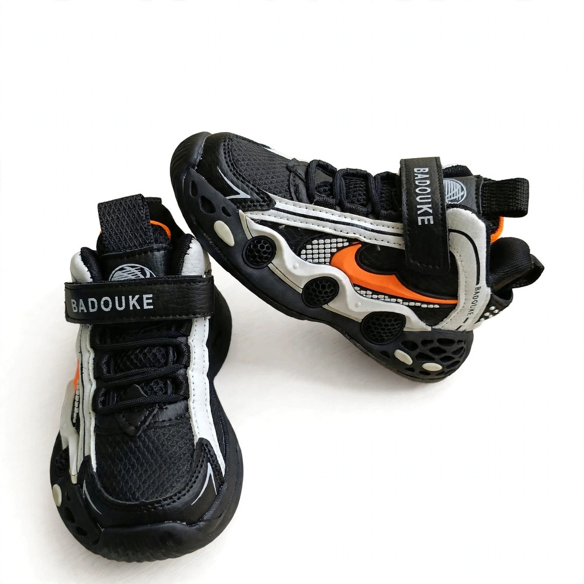 SMILE BABY boys black orange sneakers side view