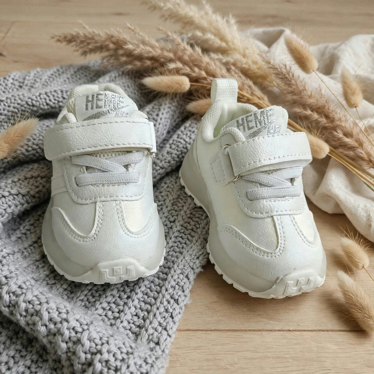 SMILE BABY white LED light-up sneakers front view