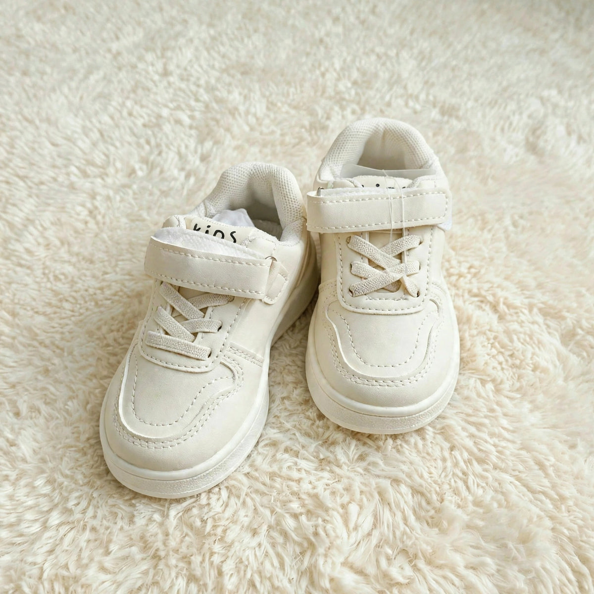 SMILE BABY girls beige Velcro sneakers product view