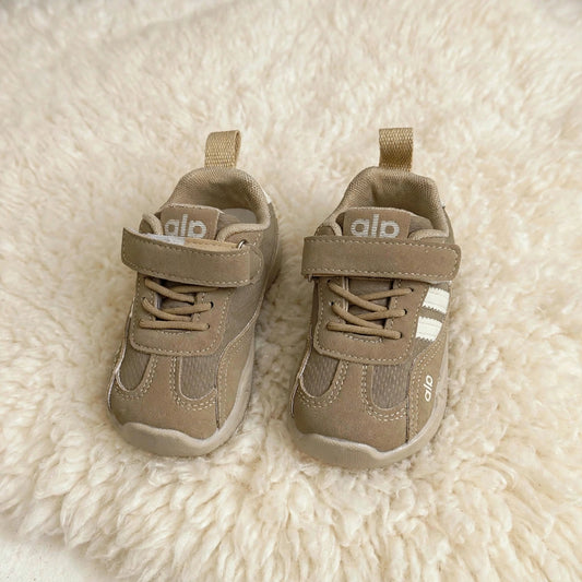 SMILE BABY boys brown sneakers product view
