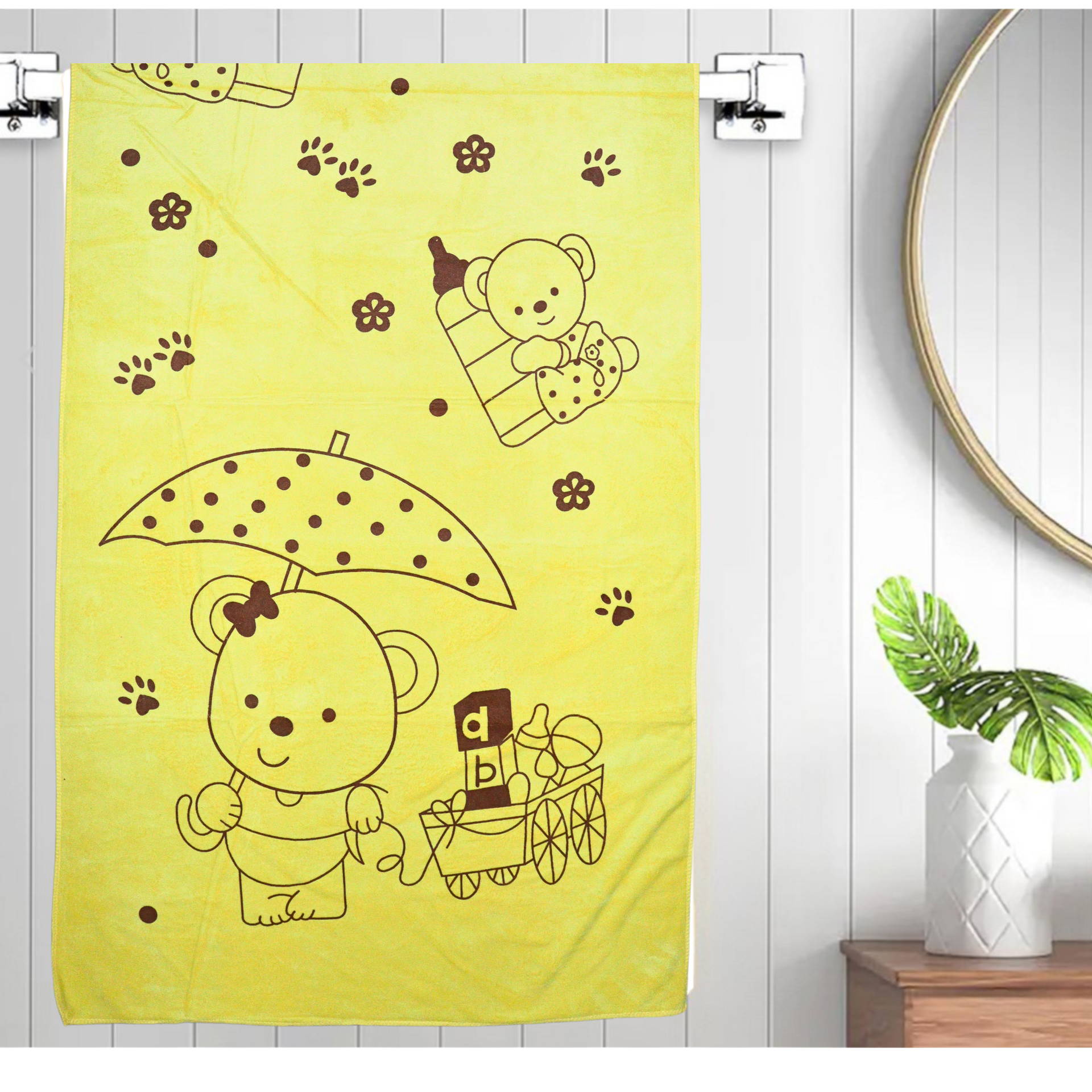 Smile Baby Kids Bath Towel For Girls Boys | Soft Premium Microfiber Quick Drying Towels for Unisex Kids | Cartoon Print Wash Dry Cloth Towel For Babies Toddlers, Pack Of 1, 70 x 140 CM, Teddy Prints