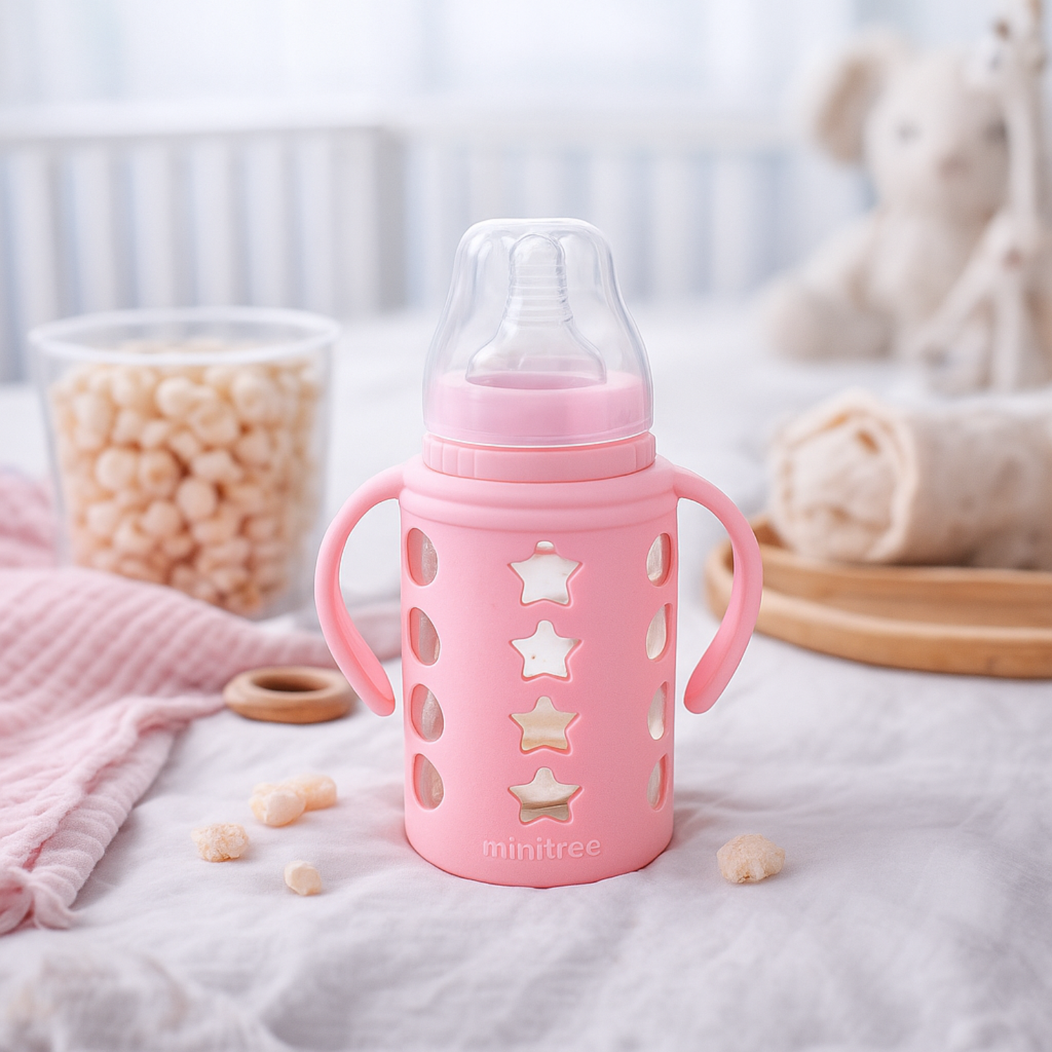 MUMLOVE Baby Glass Feeding Bottle – 120ml / 4oz | BPA Free | Shock-Proof Sleeve | Dust-Proof Cover | 2–18 Months
