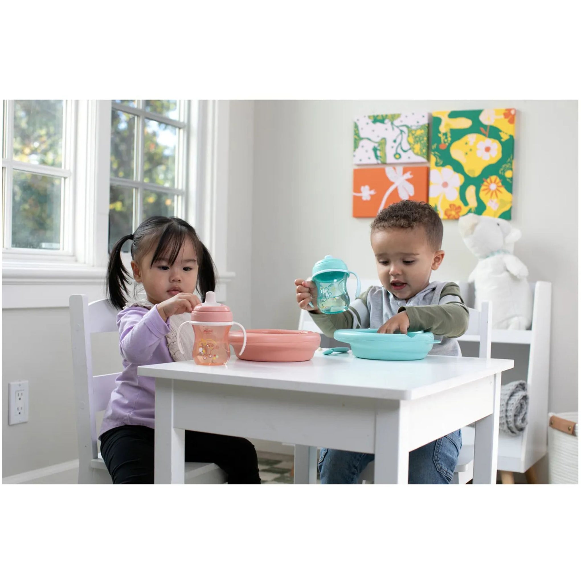 Chicco Training Cup, Plastic, A Non-Spill Children's Cup, A Cup for Learning to Drink, Semi-Soft Ergonomic Spout, Removable Valve and Handles, 6 Months+, BPA Free, Blue
